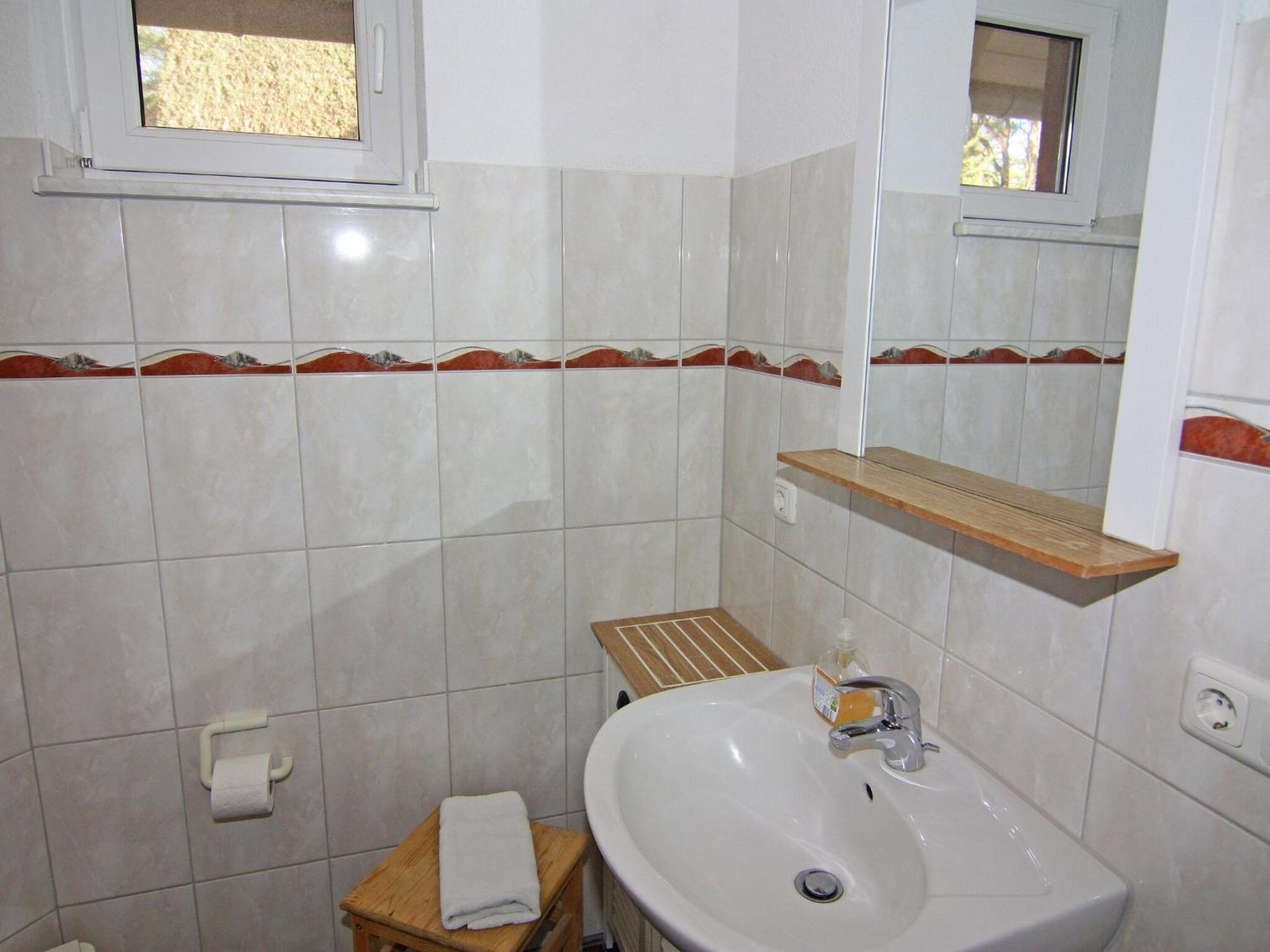 Inviting Holiday Home With Garden Trassenheide Ngoại thất bức ảnh
